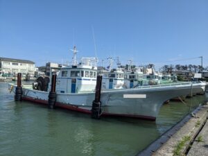 燃焼室クリーニング　燃費改善　船舶　トラック　カーボンクリーニング