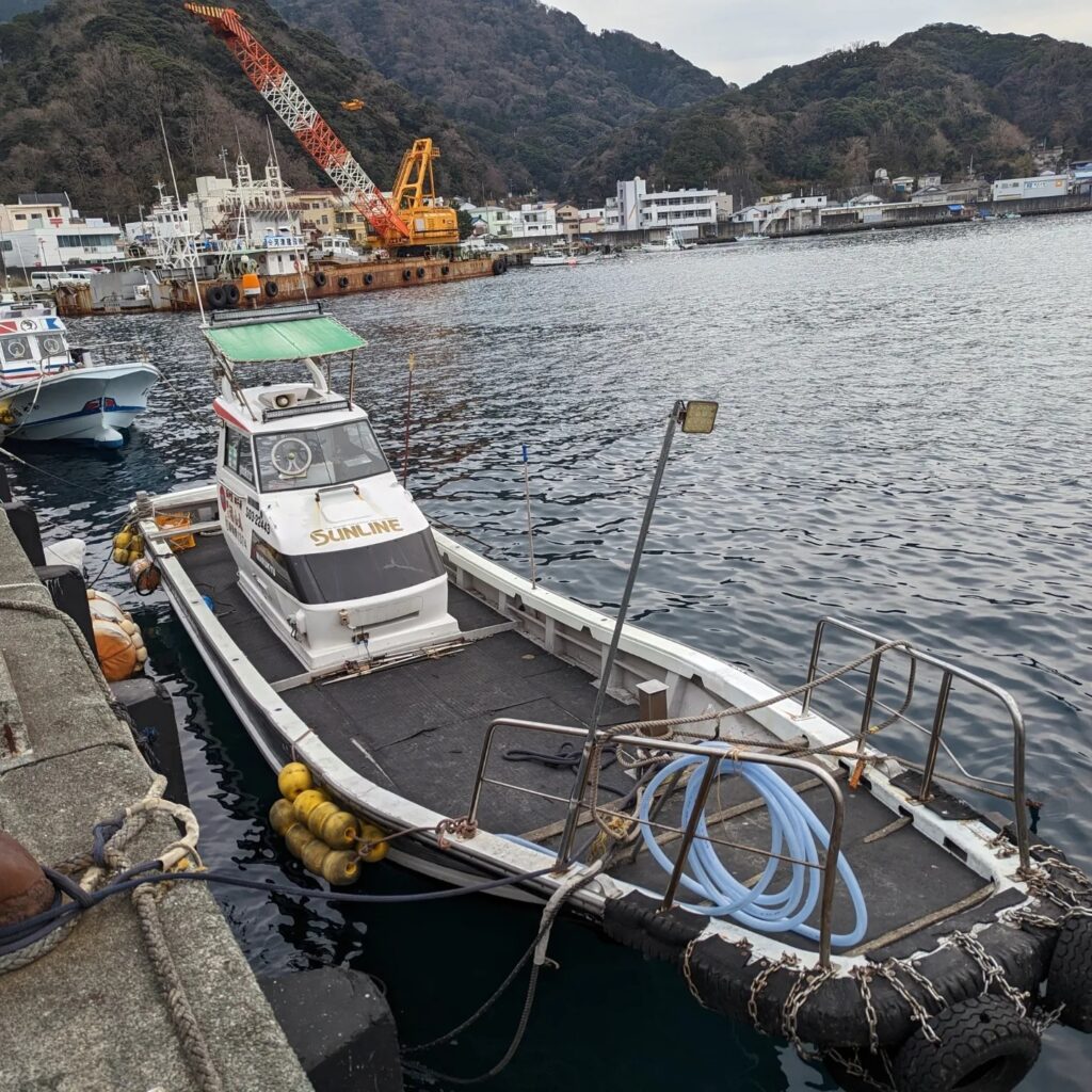 船美　燃焼室クリーニング　燃費改善　船舶　トラック　カーボンクリーニング